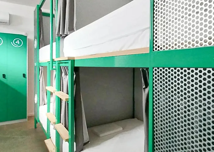 Konk Hostel